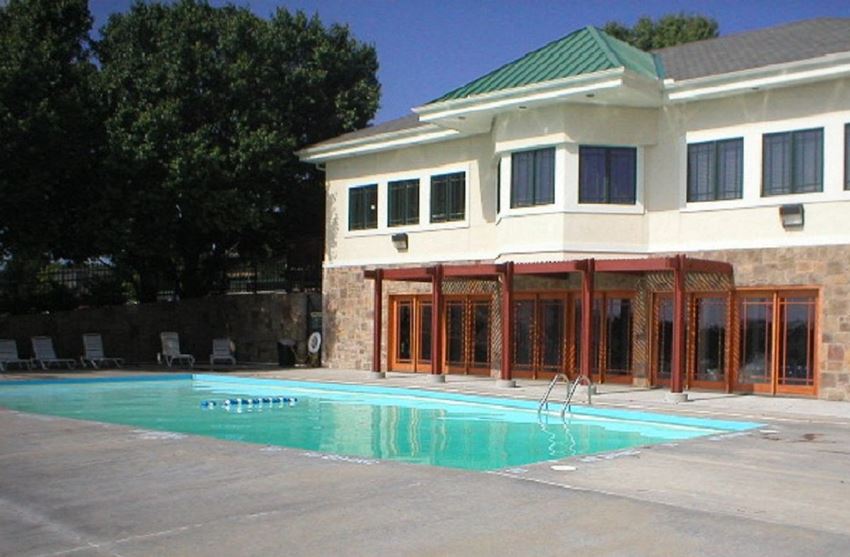 Cedar Ridge Apartments, 3216 SW Eveningside Drive, Topeka, KS RentCafe